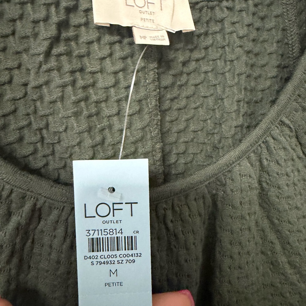 Green Loft blouse - Picture 2 of 2